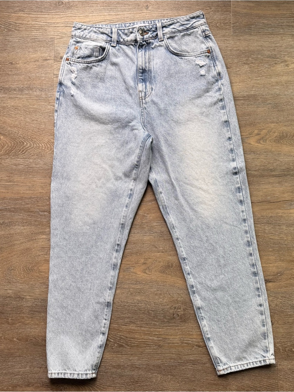 Zara High-Rise Jeans size 8 Light Blue